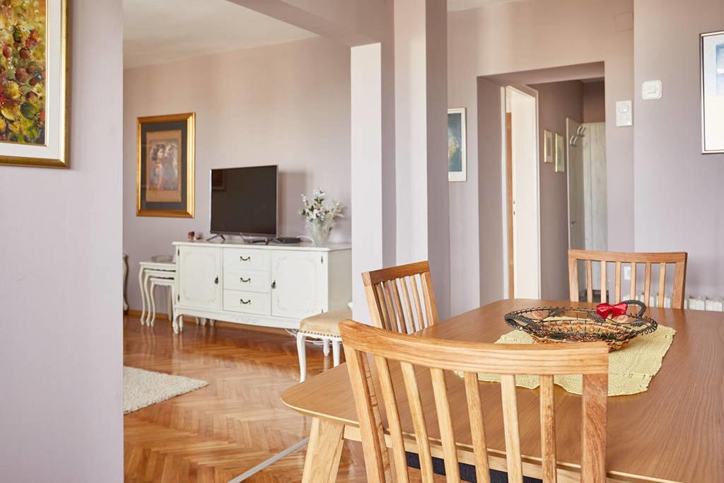 Spacious Modern Apartment In Peaceful Neighborhood Skopje Exteriér fotografie
